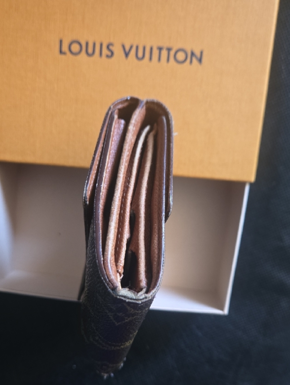 🤎 Louis Vuitton Monogram Wallet / Card Holder 🤎 - Picture 5 of 8